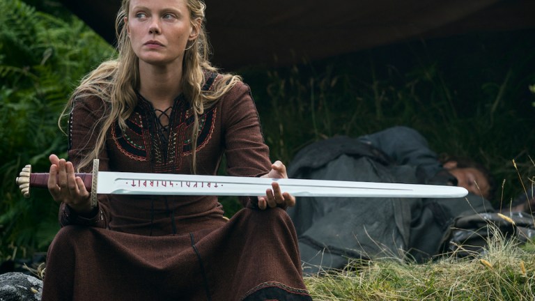 Vikings: Valhalla. Frida Gustavsson as Freydis Eriksdotter in episode 201 of Vikings: Valhalla. Cr. Bernard Walsh/Netflix © 2022