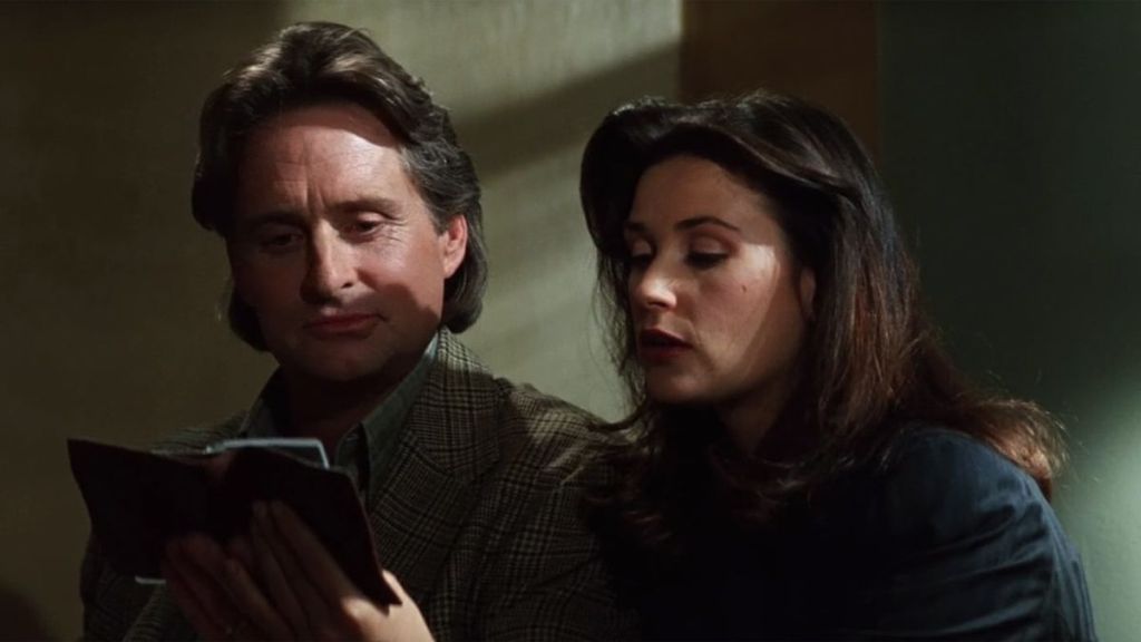 Michael Douglas and Demi Moore in Disclosure