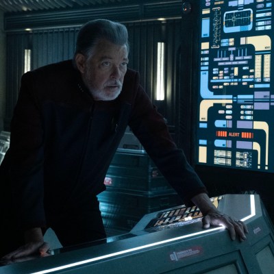 Jonathan Frakes as Commander Riker in Star Trek: Picard Season 3