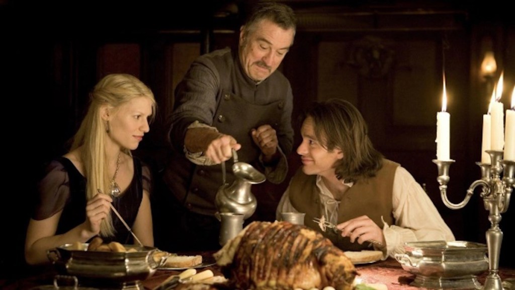 Claire Danes Charlie Cox and Robert De Niro in Stardust