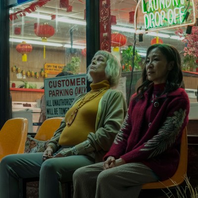 Jamie Lee Curtis and Michelle Yeoh in EEAAO