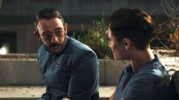 Omid Abtahi and Katy O'Brian as Dr. Penn Pershing and Elia Kane in Star Wars: The Mandalorian Season 3