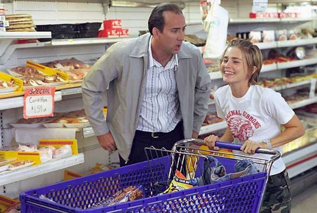 Nicolas Cage and Alison Lohman in Matchstick Men
