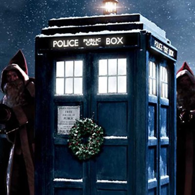 Doctor Who The Christmas Invasion TARDIS and robot santas