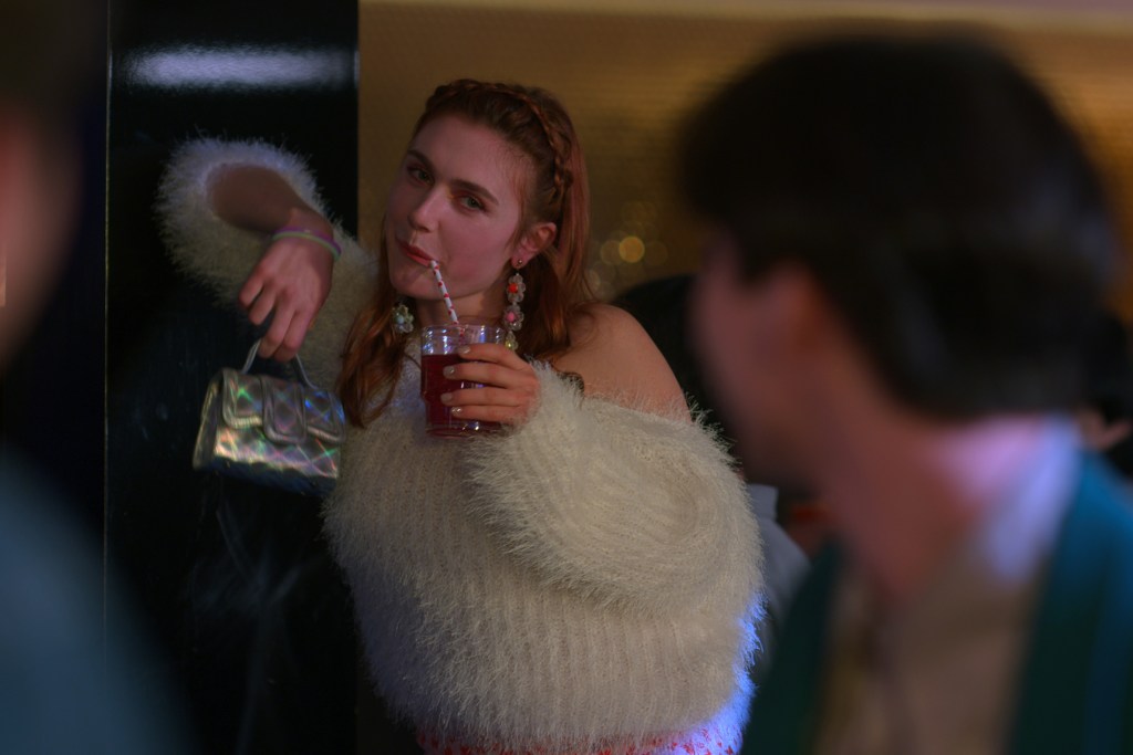 XO, Kitty. Jocelyn Shelfo as Madison in episode 106 of XO, Kitty. Cr. Courtesy of Netflix © 2023