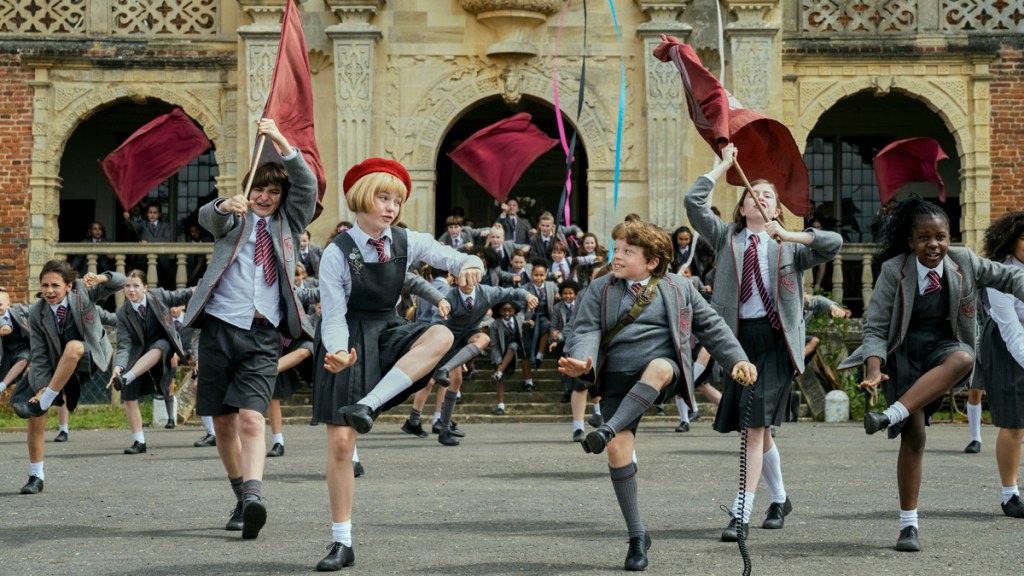 Matilda Hortensia and Bruce and gang dancing