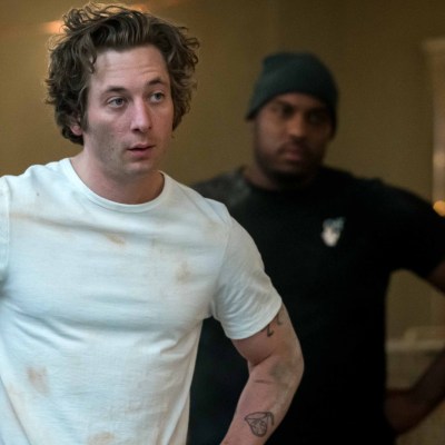 Carmy Bertazzo (Jeremy Allen White) in The Bear season 2