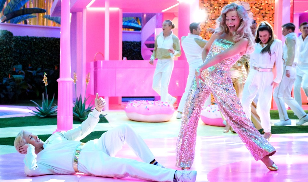 Margot Robbie and Ryan Gosling Dance in Barbie