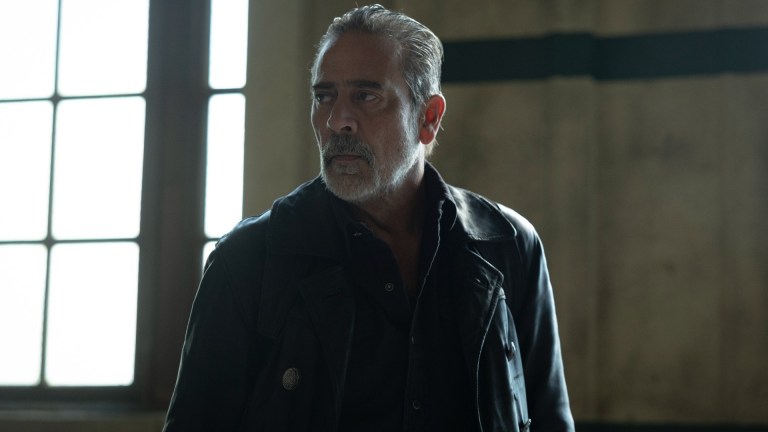 The Walking Dead: Jeffrey Dean Morgan on Negan Leaving Spoiler to