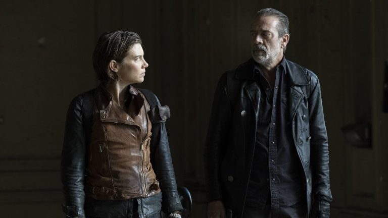 Lauren Cohan and Jeffrey Dean Morgan in The Walking Dead: Dead City episode 6, Doma Smo.