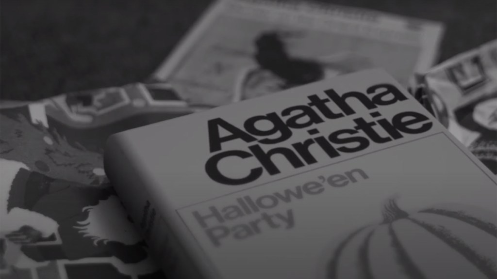 Detail aus dem Drehbuch aus Belfast – Agatha Christies Halloween-Party