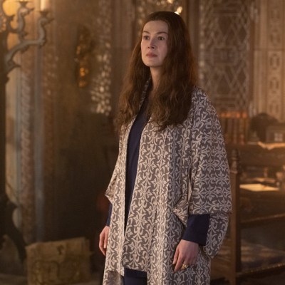 Moiraine in her family home in The Wheel of Time