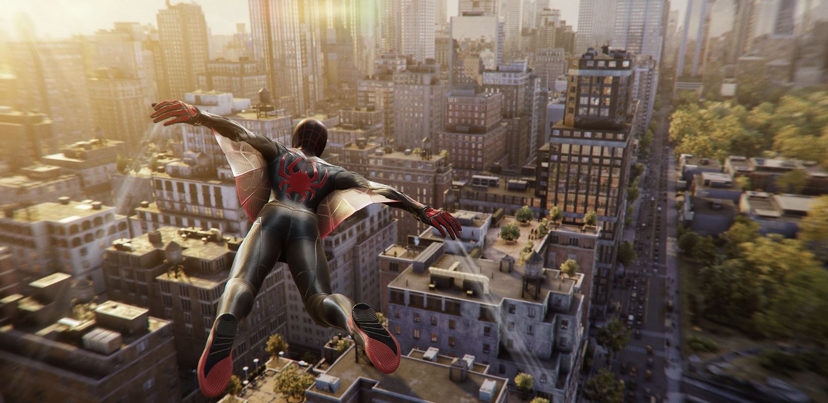 Spider-Man Miles Morales vs Spider-Man PS5  Gameplay Comparison, Swinging,  Free Roam 