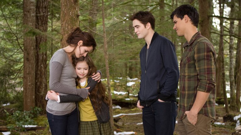 Bella Jacob and Reneseme in Twilight Breaking Dawn