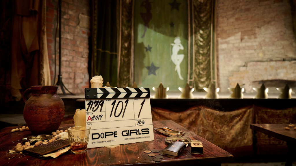 Dope Girls set