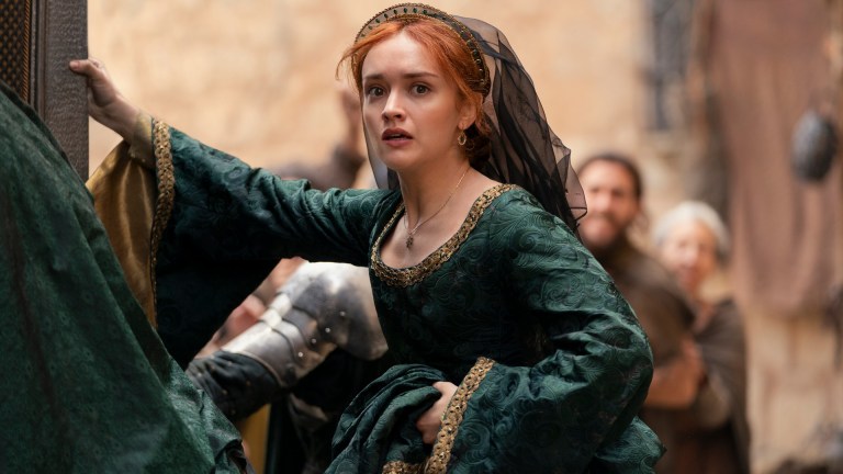 Alicent Hightower (Olivia Cooke) in House of the Dragon season 2