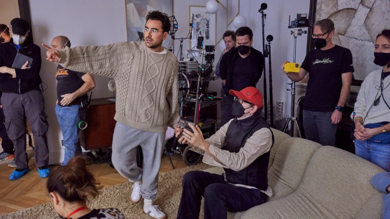 Dan Levy in sweater in Good Grief