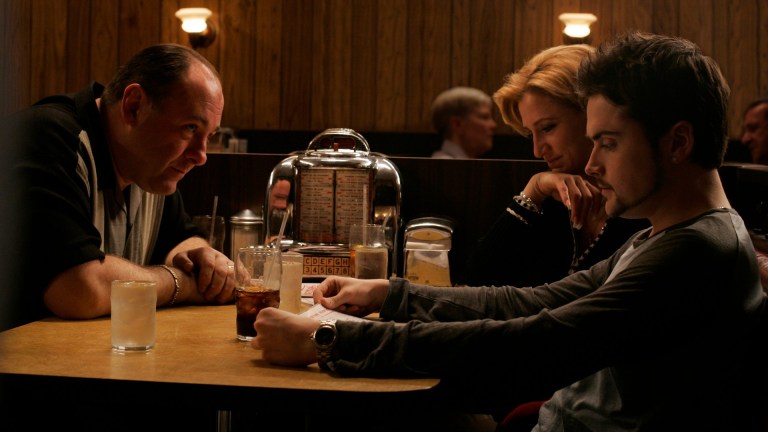 The final scene of The Sopranos featuring Tony (James Gandolfini), Carmella (Edie Falco), and A.J. (Robert Iler) at a diner.