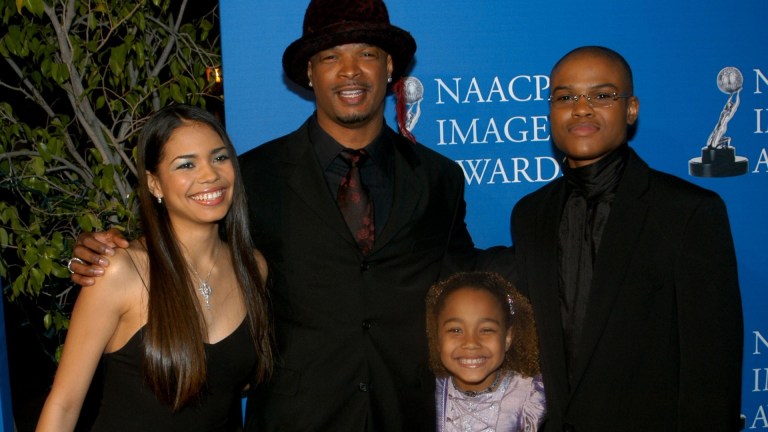 Damon Wayons and the cast of "My Wife and Kids."