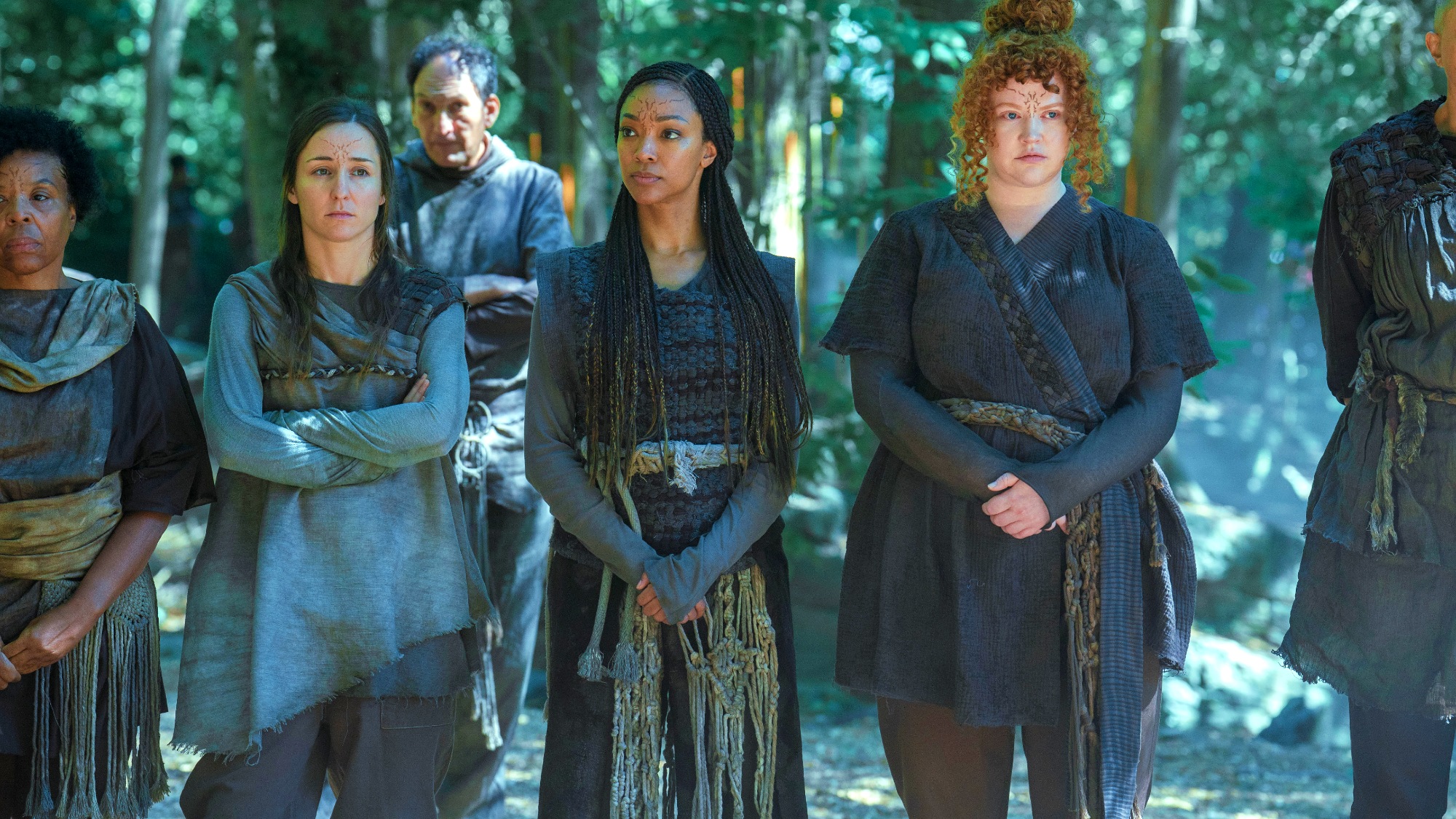 Discovery Season 5 Episode 6 Easter Eggs Bring Back Star Trek's Paradise Syndrome