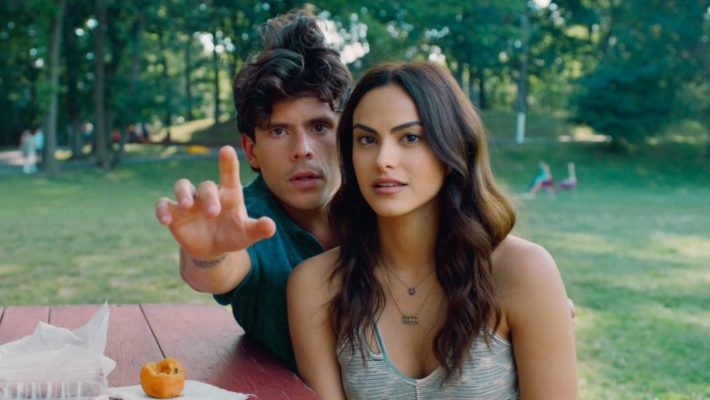 Camila Mendes in Musica