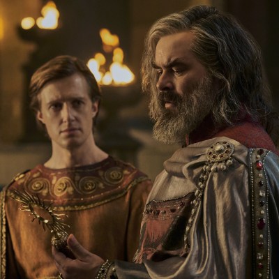 Kemen and Pharazon in Lord of the Rings: The Rings of Power
