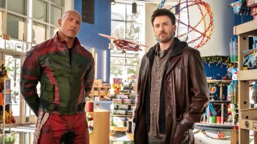 Dwayne Johnson and Chris Evans in Red One