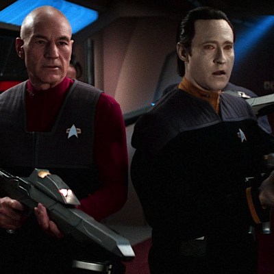 Picard and Data in Star Trek First contact