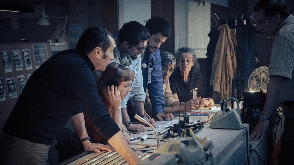 Cast of September 5