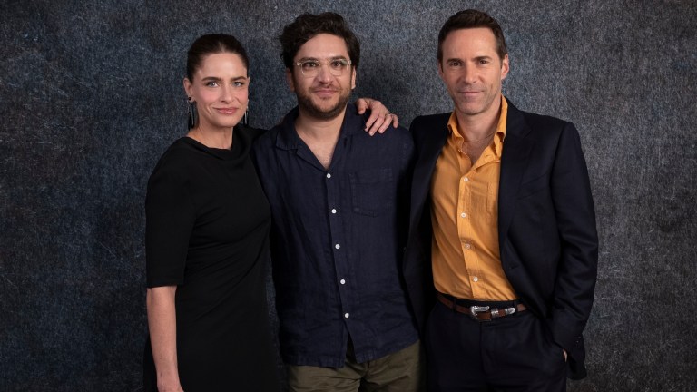 Amanda Peet and Alessandro Nivola in Fantasy Life