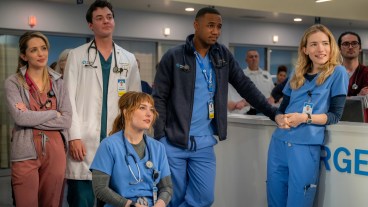 Jessica Rothe as Cass Himmelstein, Jack Bannon as Dr. Tom Cole, Jessy Yates as Harper, Jessie T. Usher as Sam Elijah, and Willa Fitzgerald as Danny in Episode 101 of Pulse
