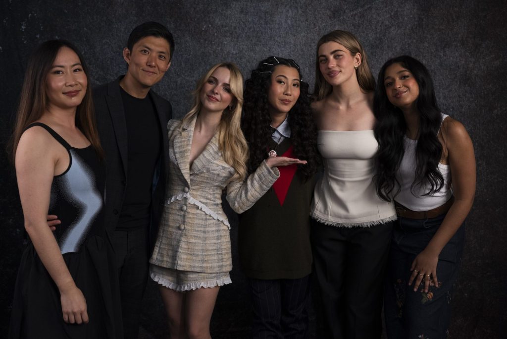 Cast of Slanted