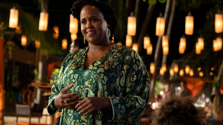 Belinda (Natasha Rothwell) confronts Greg (off camera) at dinner in The White Lotus.