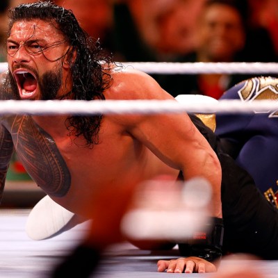 INGLEWOOD, CALIFORNIA - APRIL 02: (L-R) Roman Reigns wrestles Cody Rhodes for Undisputed WWE Universal Title Match during WrestleMania Goes Hollywood at SoFi Stadium on April 02, 2023 in Inglewood, California.