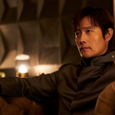 Squid Game S3 Lee Byung-hun as Frontman in Squid Game S3