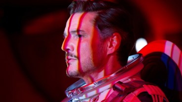 Pedro Pascal as Reed Richards/Mister Fantastic in 20th Century Studios/Marvel Studios' THE FANTASTIC FOUR: FIRST STEPS. Photo by Jay Maidment. © 2025 20th Century Studios / © and ™ 2025 MARVEL.