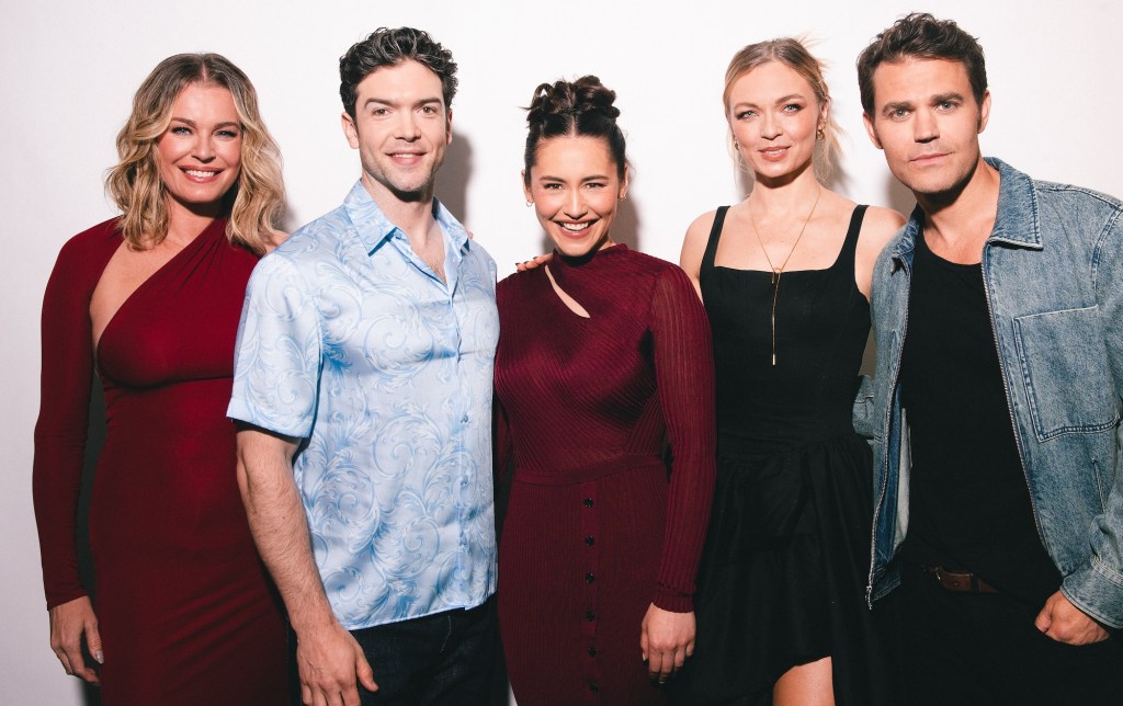 Cast of Star Trek: Strange new Worlds in SDCC