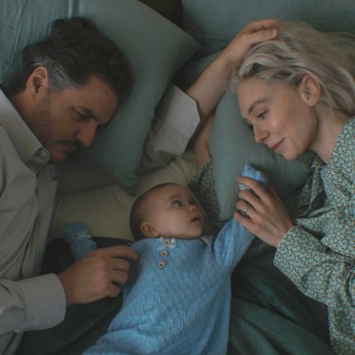 Sue, Reed and Franklin in Fantastic Four First Steps