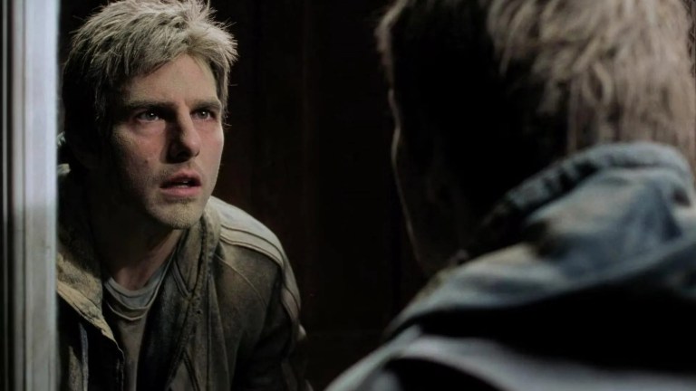 Tom Cruise in War of the Worlds 2005