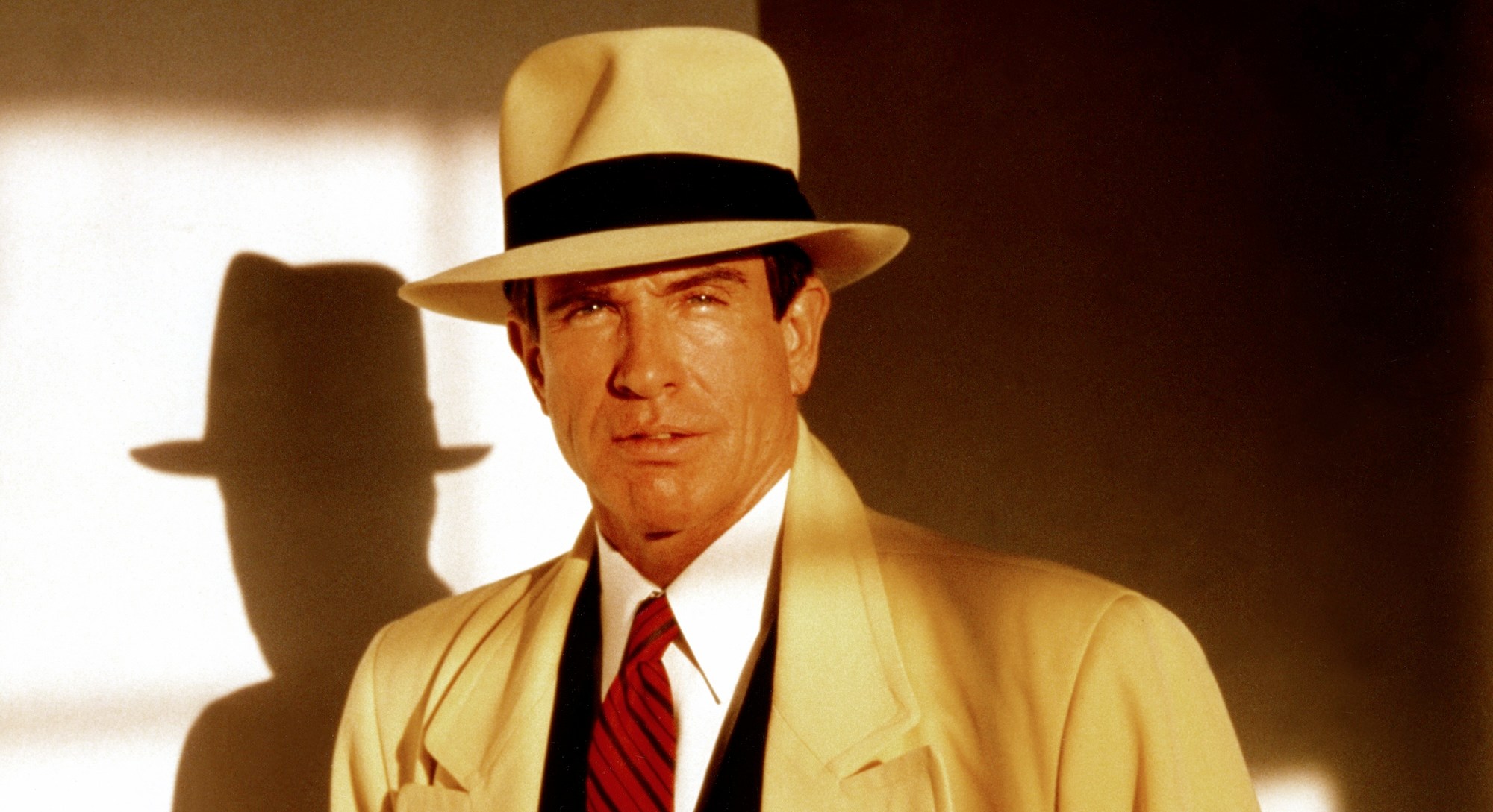 Dick Tracy Is a Warning for Modern Superhero Movies
