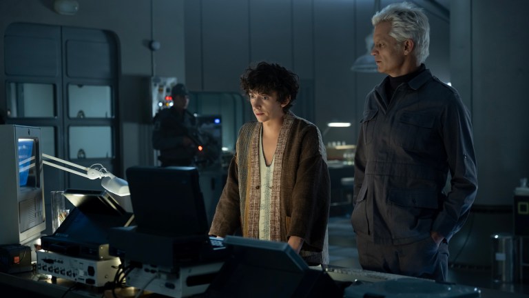 FX's Alien: Earth -- "Emergence" -- Season 1, Episode 7 (Airs Tues, Sept 16) -- Pictured: Samuel Blenkin as Boy Kavalier, Timothy Olyphant as Kirsh. CR: Patrick Brown/FX