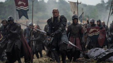 Daemon Targaryen (Matt Smith) leads Tully troops in battle in House of the Dragon season 3.