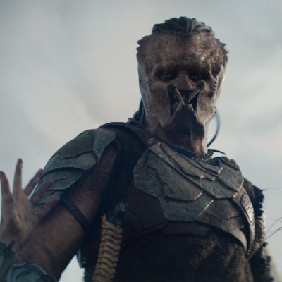 Dek in Predator: Badlands Review