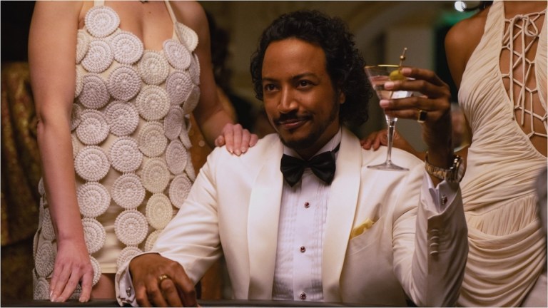 Samba Schutte in Pluribus Episode 6