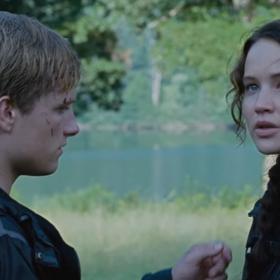Peeta (Josh Hutcherson) and Katniss (Jennifer Lawrence) at the end of The Hunger Games.