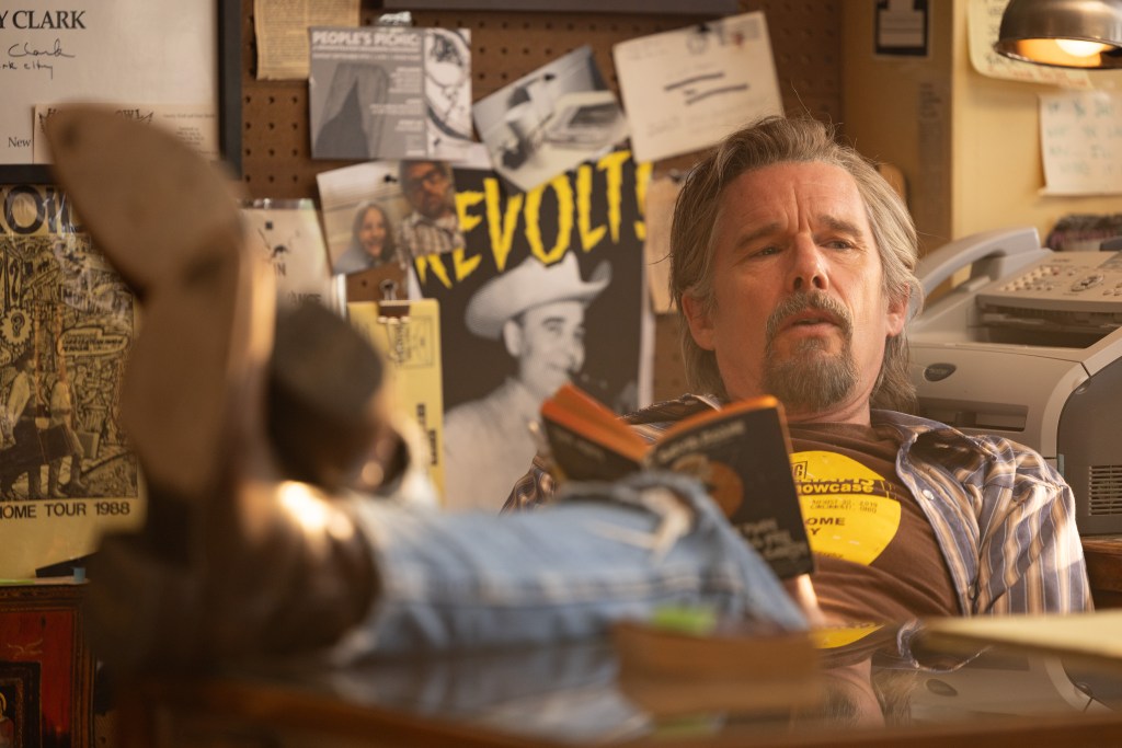 FX's The Lowdown -- "The Sensitive Kind" Episode 8-- Pictured: Ethan Hawke as Lee Raybon. CR: Shane Brown/FX