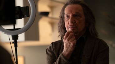 (L-R) Trevor Slattery (Sir Ben Kingsley) in Marvel Television's WONDER MAN, exclusively on Disney+. Photo by Suzanne Tenner. © 2025 MARVEL.