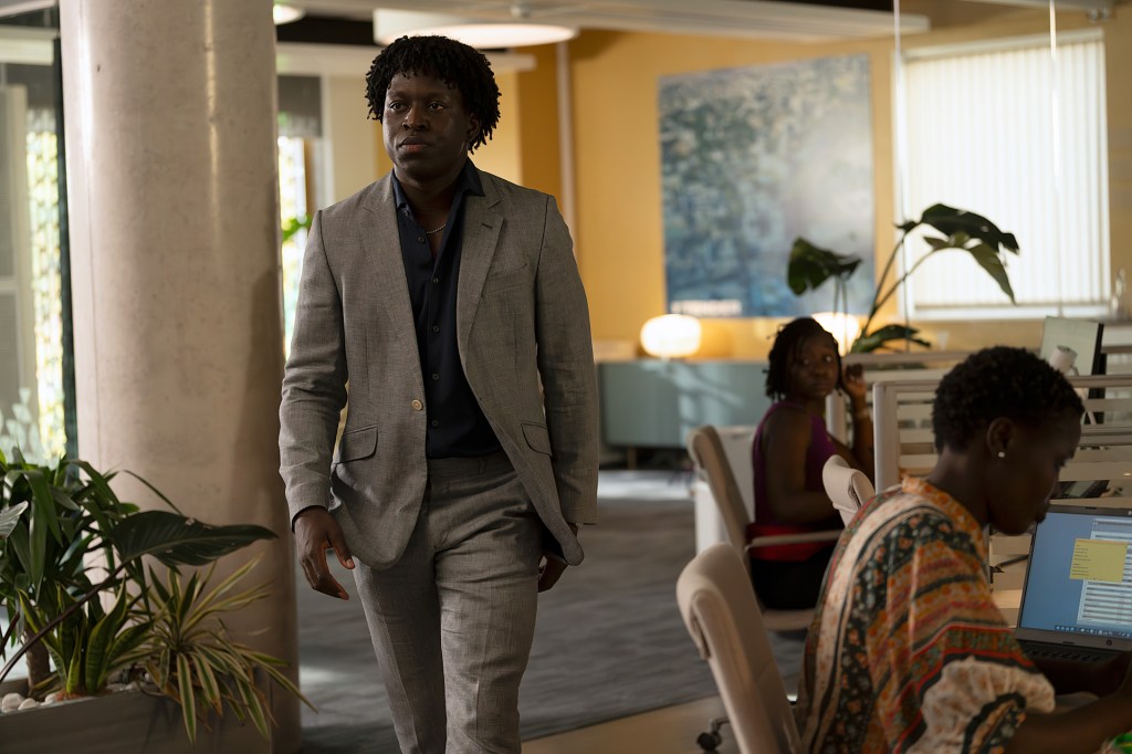 Toheeb Jimoh as Kwabena Bannerman on Industry season 4. 