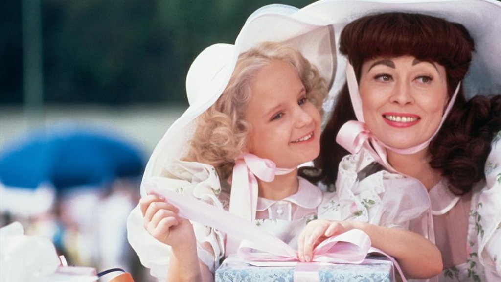 Faye Dunaway hamming it up; campy moments memorable for all the wrong reasons.