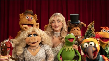 Disney’s “The Muppet Show” stars Sabrina Carpenter and the original Muppet cast.